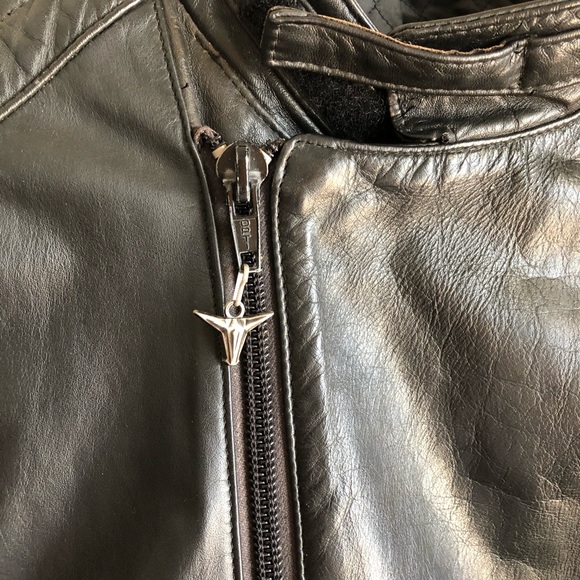 Taurus | Vintage Motorcycle Leather Jacket - Picture 5 of 17
